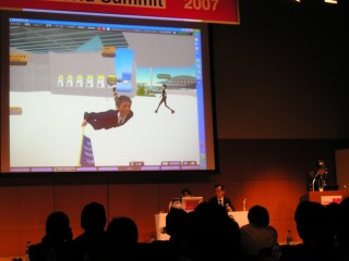 【Virtual World Summit 2007レポート】時東ぁみ、史上初のイベント中リアルタイムログインに挑戦